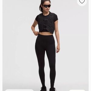 Lululemon Fast and Free High-Rise Tight 25"
5 Pocket